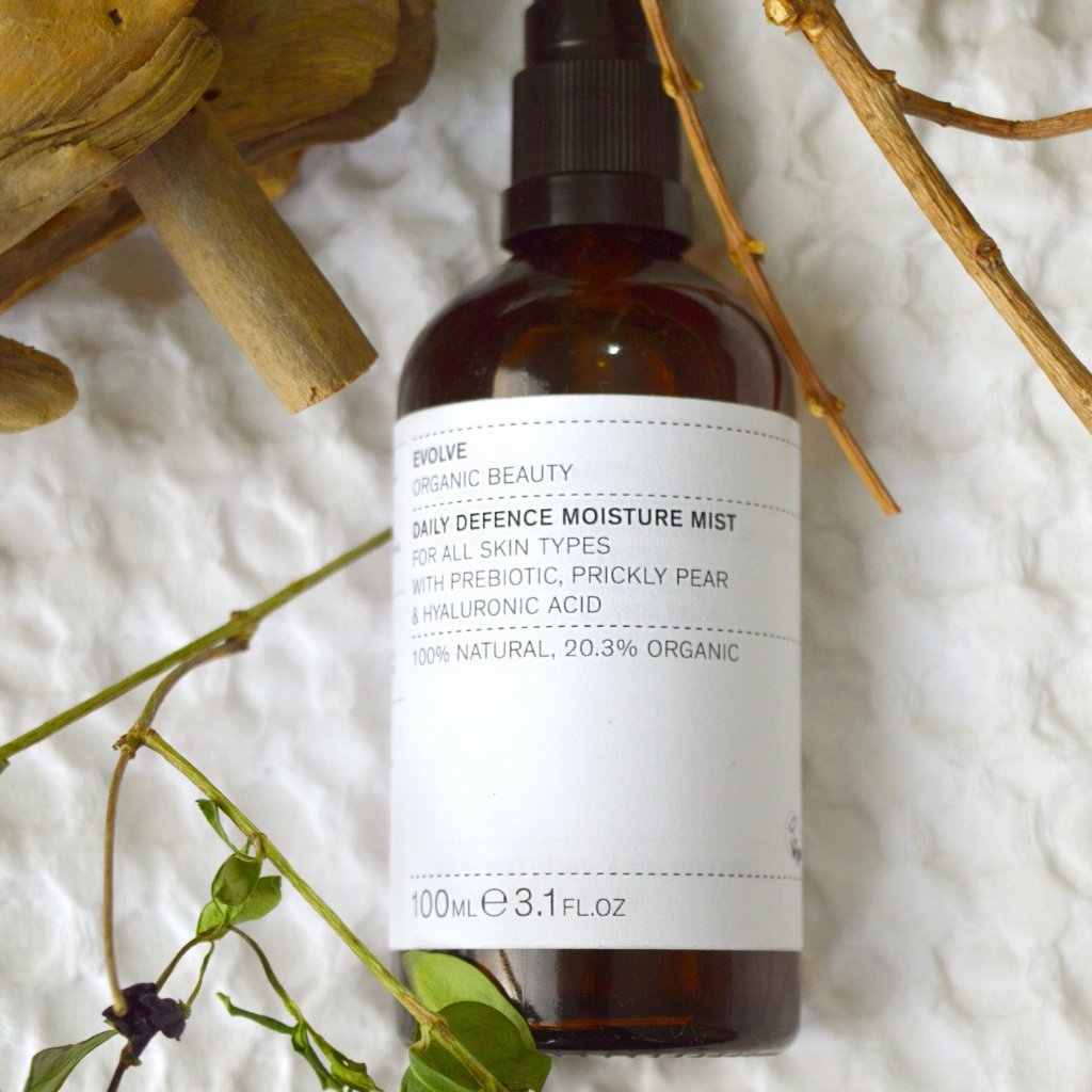Daily Defence Moisture Mist - NaturelleShop.com