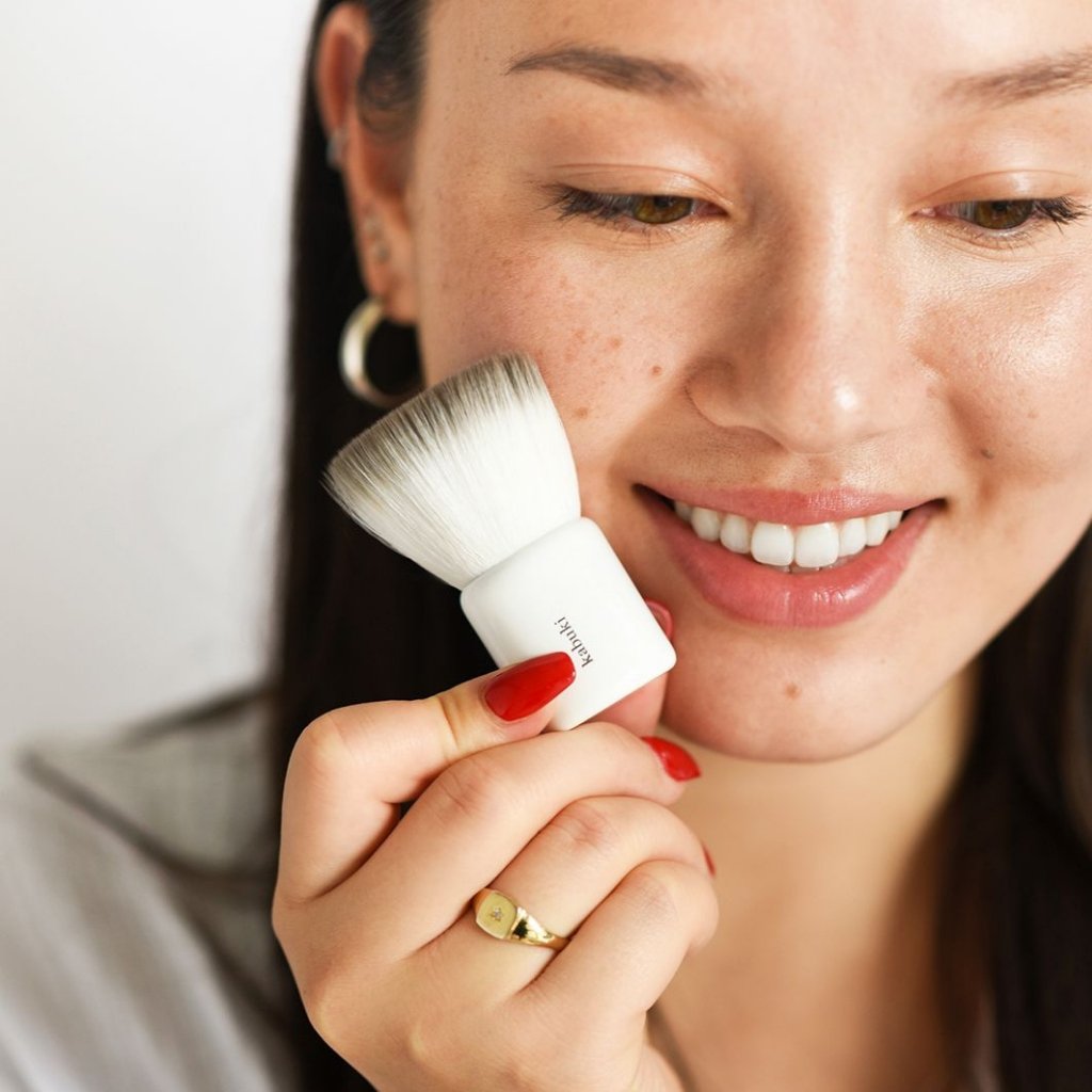 Eco Vegan Kabuki Brush - NaturelleShop.com