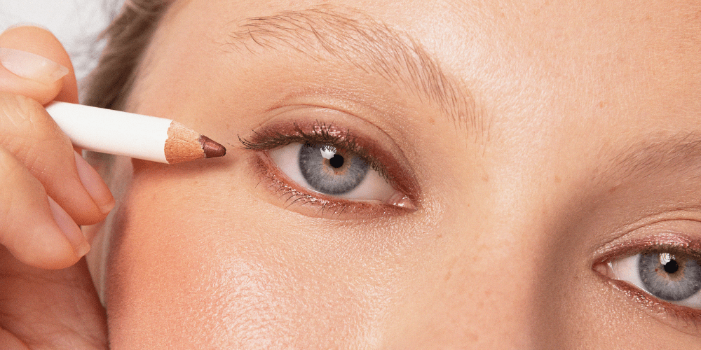 Eyemaxxing: The Eye Makeup Trend Taking Over TikTok - NaturelleShop.com