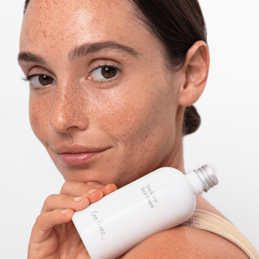 Black Tea Face Toner - NaturelleShop.com - Ere Perez
