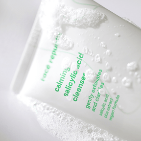 Calming Salicylic Acid Cleanser - NaturelleShop.com - Face Republic