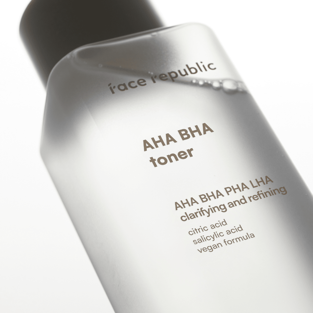 Clarifying AHA/BHA Toner - NaturelleShop.com - Face Republic