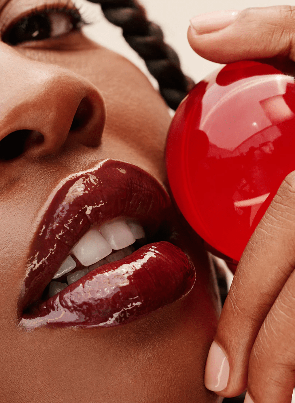 Overglaze Hydrating Lip Gloss - NaturelleShop.com - ILIA Beauty